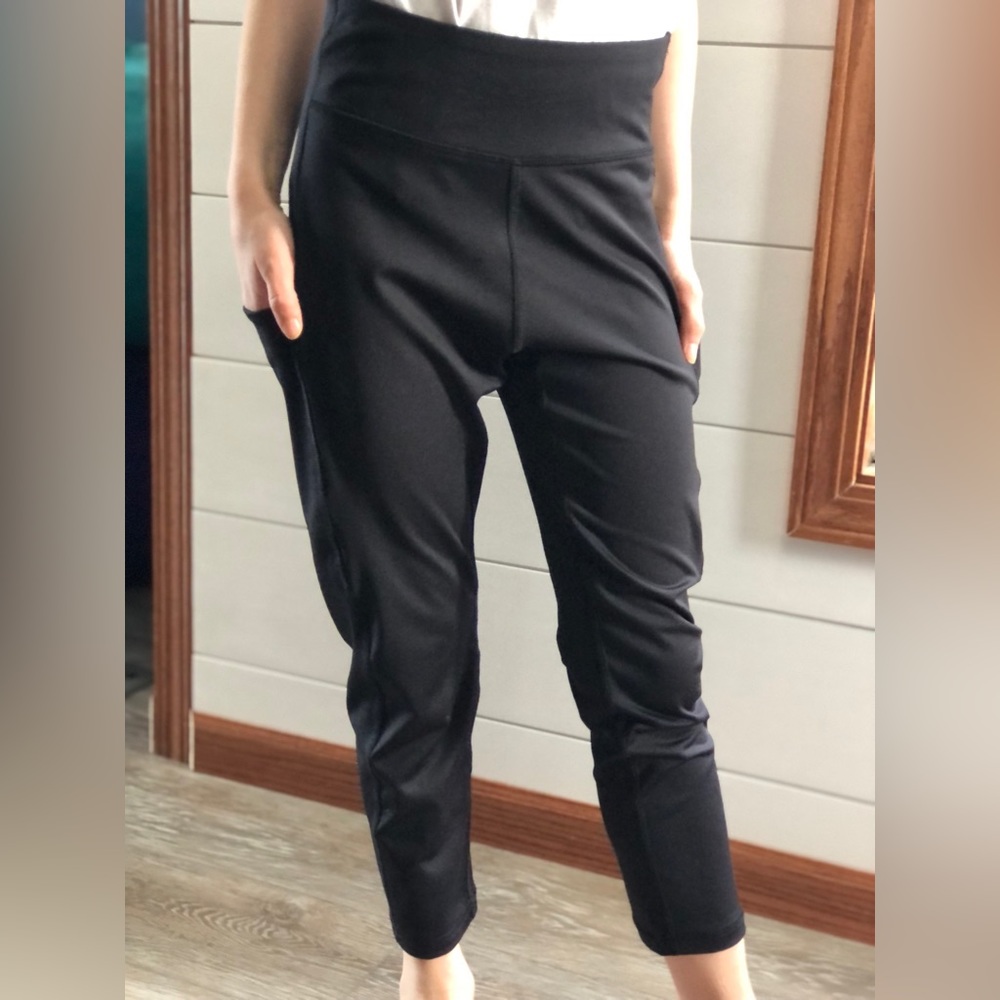 Misses - Tek Gear- Black - High Rise Capri Leggings - Picture 2 of 9